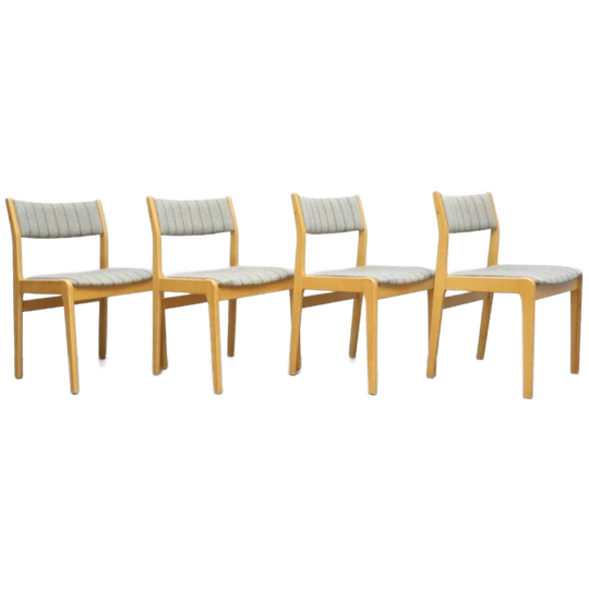 Set Van 4 Eetkamerstoelen | Farstrup Denmark 1