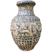 Een Fraaie Jasba Vloervaas. Azteken -design