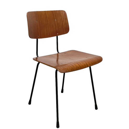 Vintage Gispen Stoelen Met Plywood Zittingen. 1