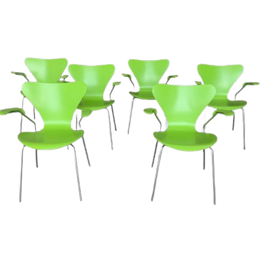 Serie 7 3207 Stoelen Van Arne Jacobsen Voor Fritz Hansen 1