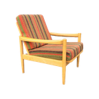 Vintage Easy Chair 1 / 2 thumbnail 1