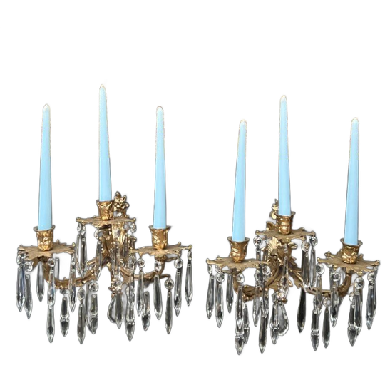 Paar Wandkandelaars. Kristal. Brons. 1