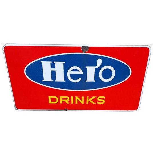 Tof En Groot Emaille Bord Van Hero Drinks, Langcat Bussum. 1
