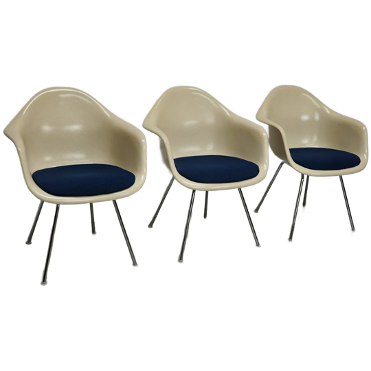Set Van 3 Fiberglass Dax Armchairs Eames For Herman Miller / Vitra 1