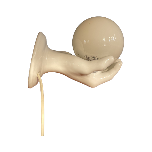 Jaren 80 Wandlamp, Hand Met Lichtbol Wit Keramiek - Eighties Design. Magic Hand / Handenlamp / Ha