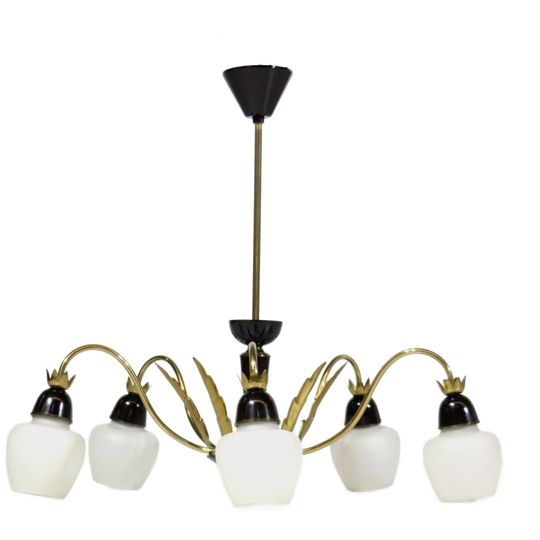 Vintage Kroonluchter In Messing En Opaline Glas, 1960s 1