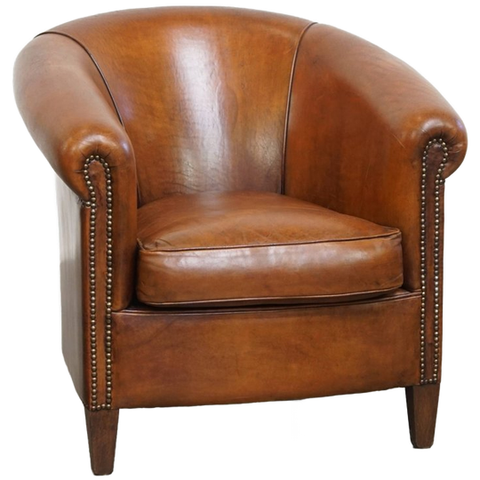 Comfortabele Schapenleren Clubfauteuil Met Een Mooi Patina En Een Warme Cognac Kleur 1