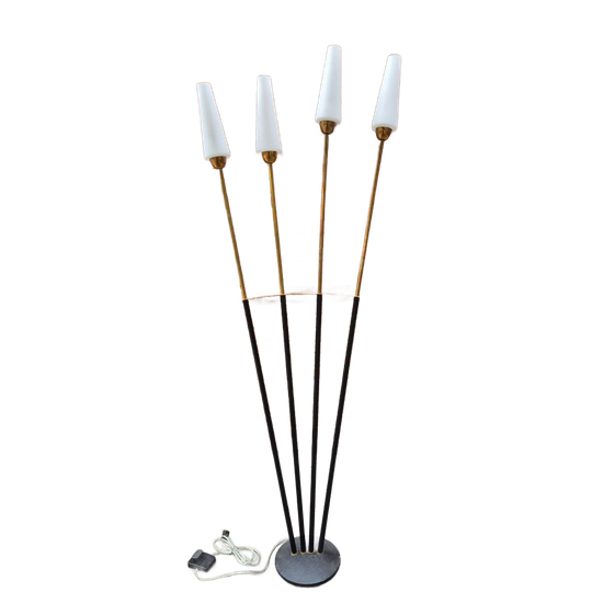 Maison Arlus Vloerlamp / Staande Spriet Lamp Met 4 Opaline Kappen Vintage Mid Century 1950s 1960s 1