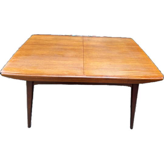 Wébe Milaan Eettafel 1