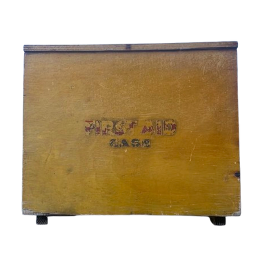 Vintage First Aid Case 1