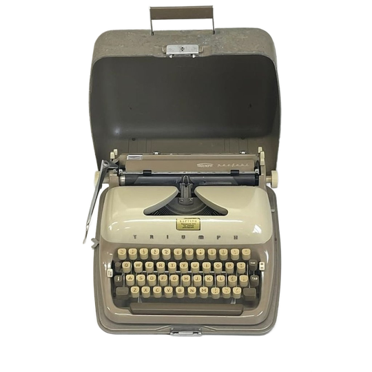 Vintage Triumph Typemachine 1