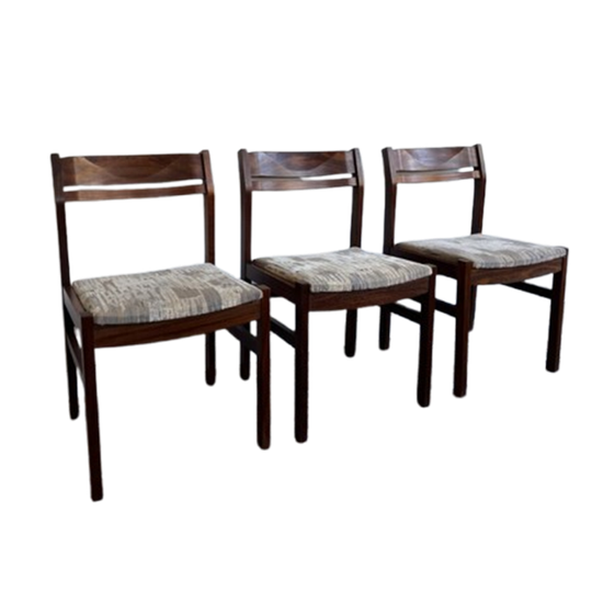 Dining Chairs 🪑 1
