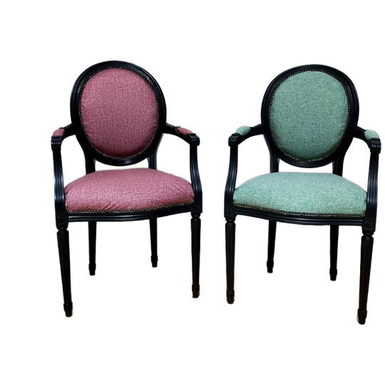 Set Stoeltjes, Geverfd En Opnieuw Bekleed 1