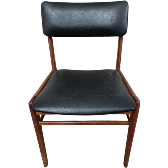 Scandinavian Vintage Chair In Teak / Leather 1