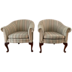Set Van 2 Chesterfield Byron Tub Chairs thumbnail 1