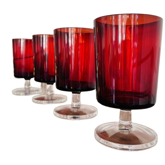 Luminarc Wine Glasses – Ruby Red 1