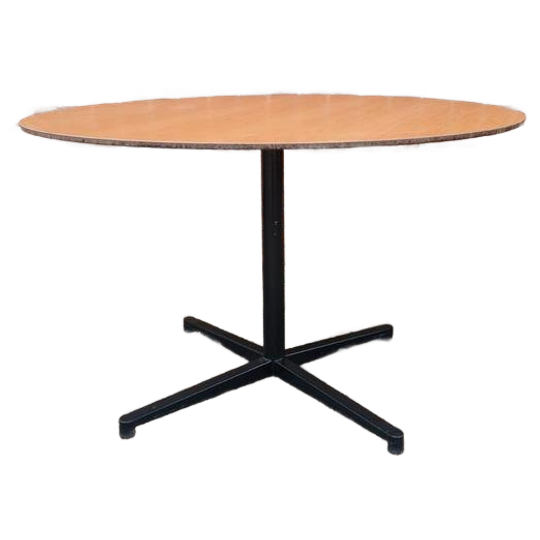 Ronde Design Tafel Met Stervoet 120 Cm Diameter 1