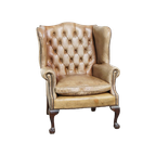 Luxe Rundleren Chesterfield Oorfauteuil Met Mooie En Sierlijke Pootjes thumbnail 1