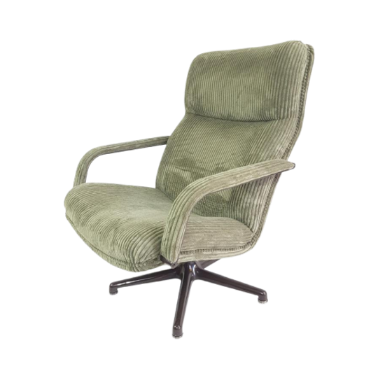 Artifort Draaifauteuil Groene Rib F171 | Geoffrey Harcourt 1