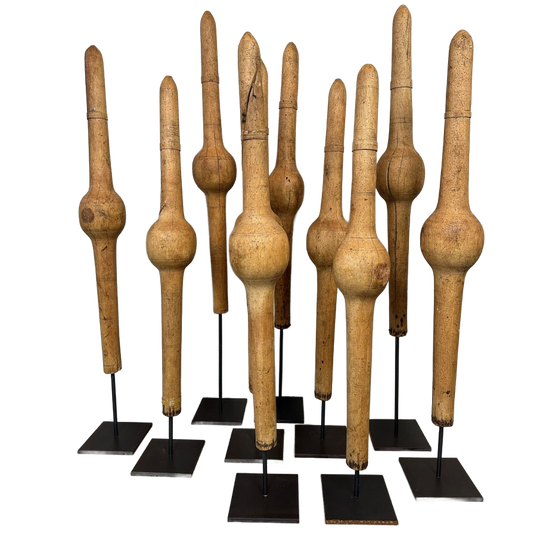 Antieke Xl Houten Kegels Op Steun 1