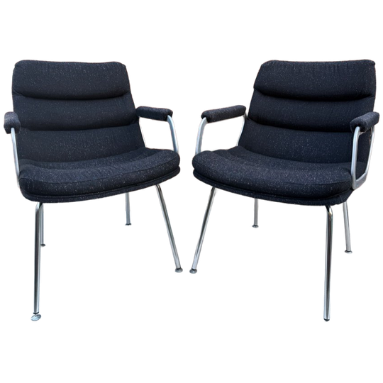 2 X Vintage Stoelen Van Artifort By Geoffrey Harcourt 1