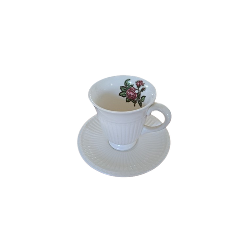 7X Wedgwood Koffiekop En -Schotel Moss Rose