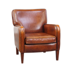 Comfortabele Armchair Gemaakt Van Schapenleer Met Een Mooie Afwerking En Prachtige Kleuren thumbnail 1