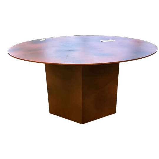 Gubi | Epic Steel 80 Cm 1