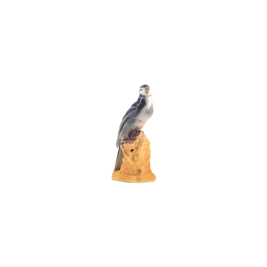 Porseleinen Vogel Op Huisje 1