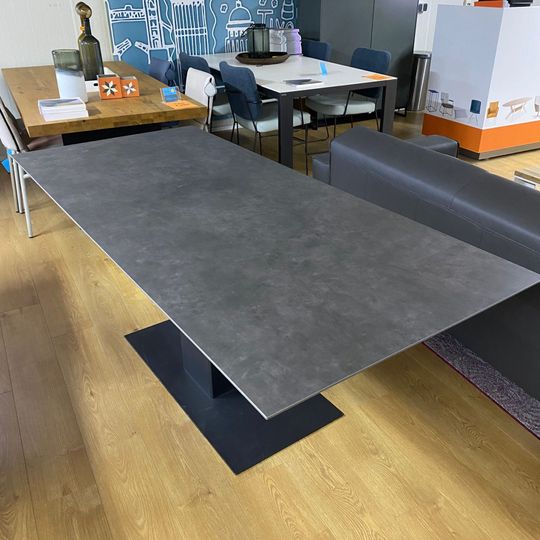 Bert Plantagie Shelter | Eettafel 1