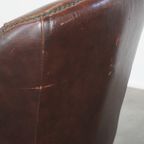 Charmante, Klassieke Rundleren Engelse Chesterfield Armchair Met Sierlijke Poten thumbnail 4