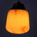 Art Deco Hanglamp Met Gemarmerde Glazen Kap thumbnail 8