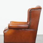 Comfortabele Schapenleren Oorfauteuil Met Een Warme Kleurstelling En Een Mooi Patina thumbnail 6