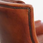 Stijlvolle En Comfortabele Fauteuil/ Armchair Gemaakt Van Hoogwaardig Cognac Kleurig Rundleer thumbnail 4