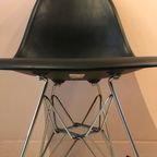 Eames Vitra (Dsr) Plastic Side Chairs thumbnail 8