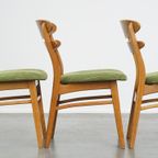 Set Van 3 Leuke Vintage Houten Design Eetkamerstoelen Uit De Jaren ’60 Met Groene Stoffen Zitting thumbnail 4