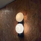 Hala Zeist Moderne Strakke Wandlamp, Zwart Wit, Opaalglas Piramide. Midcentury Moderne Lamp thumbnail 8