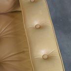 Leuke Set Zweedse Vintage Design Fauteuils Van G Möbel Cremé/ Beige Leer En Donker Hout thumbnail 2