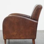 Statige, In Goede Staat Verkerende, Strak Afgewerkte En Comfortabele Schapenleren Fauteuil thumbnail 10