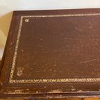 Magnifiek Bureau Werktafel Leer En Ingelegd Met Bladgoud 19e Eeuws Frans thumbnail 16