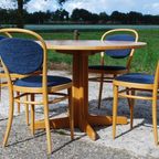 Thonet Ronde Tafel Met 4 Stoelen thumbnail 3