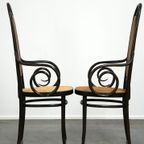 Set Van Twee Hoge Vintage Bentwood “Long John” Thonet Design Stoelen Met Armleuningen thumbnail 3