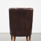 Comfortabele En Klassieke, Prachtig Gekleurde Engelse Rundleren Chesterfield Fauteuil thumbnail 12