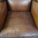 Subtiele, Comfortabele En In Goede Staat Verkerende Donkere Schapenleren Fauteuil Met Een Correct thumbnail 7