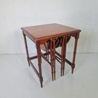 Mahonie Houten Klassieke Nest Tafeltjes. thumbnail 3