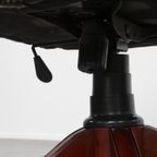 Tijdloze Groene Rundleren Chesterfield Bureaustoel In Engelse Stijl Op Wieltjes thumbnail 12