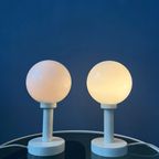 Set (2) Witte Space Age Opaline Glazen Tafellampen thumbnail 3