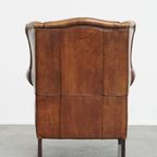 Geweldige, Karaktervolle Vintage Schapenleren Oorfauteuil Met Een Mooi Patina thumbnail 4