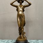 Bronzen Beeldje "Nymph". thumbnail 3