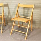 Set Van 2 Vintage Houten Klapstoelen thumbnail 8